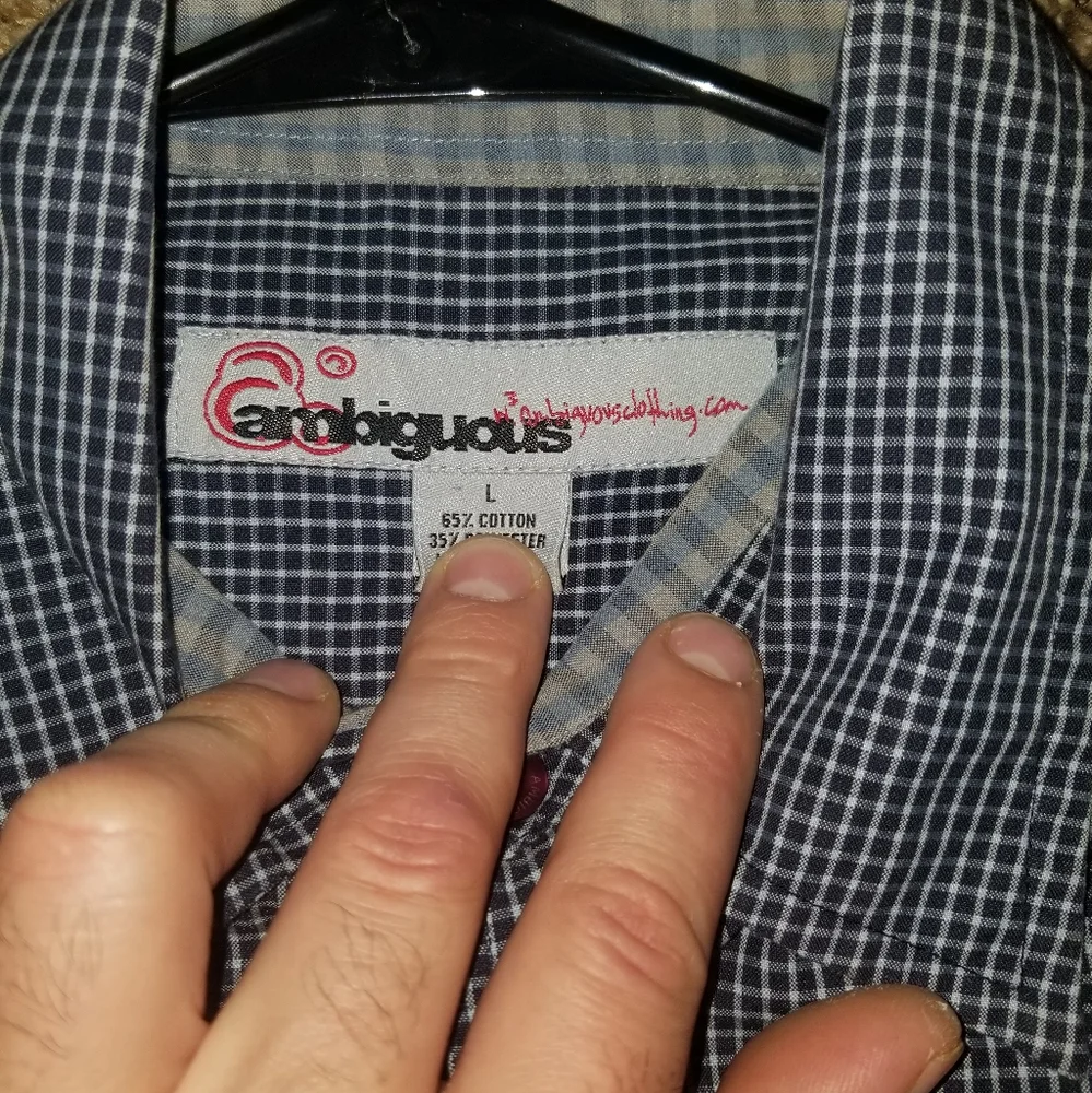 Mens Button down - Picture 2 of 8